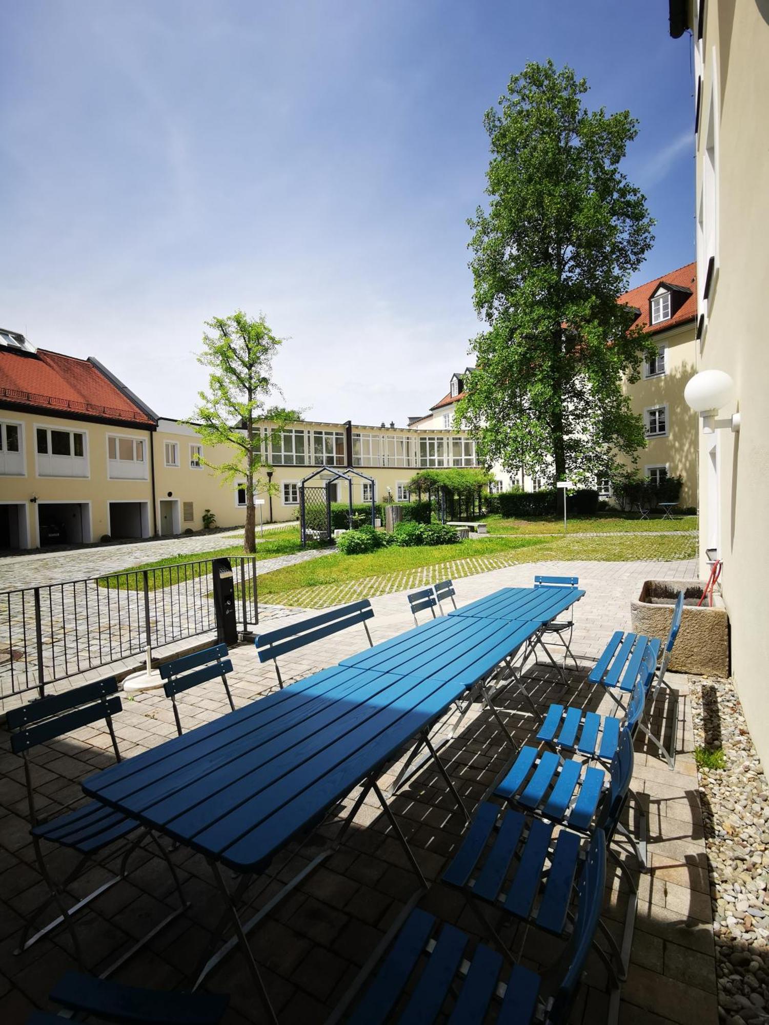 Haus Der Begegnung Heilig Geist Hotel Burghausen Luaran gambar