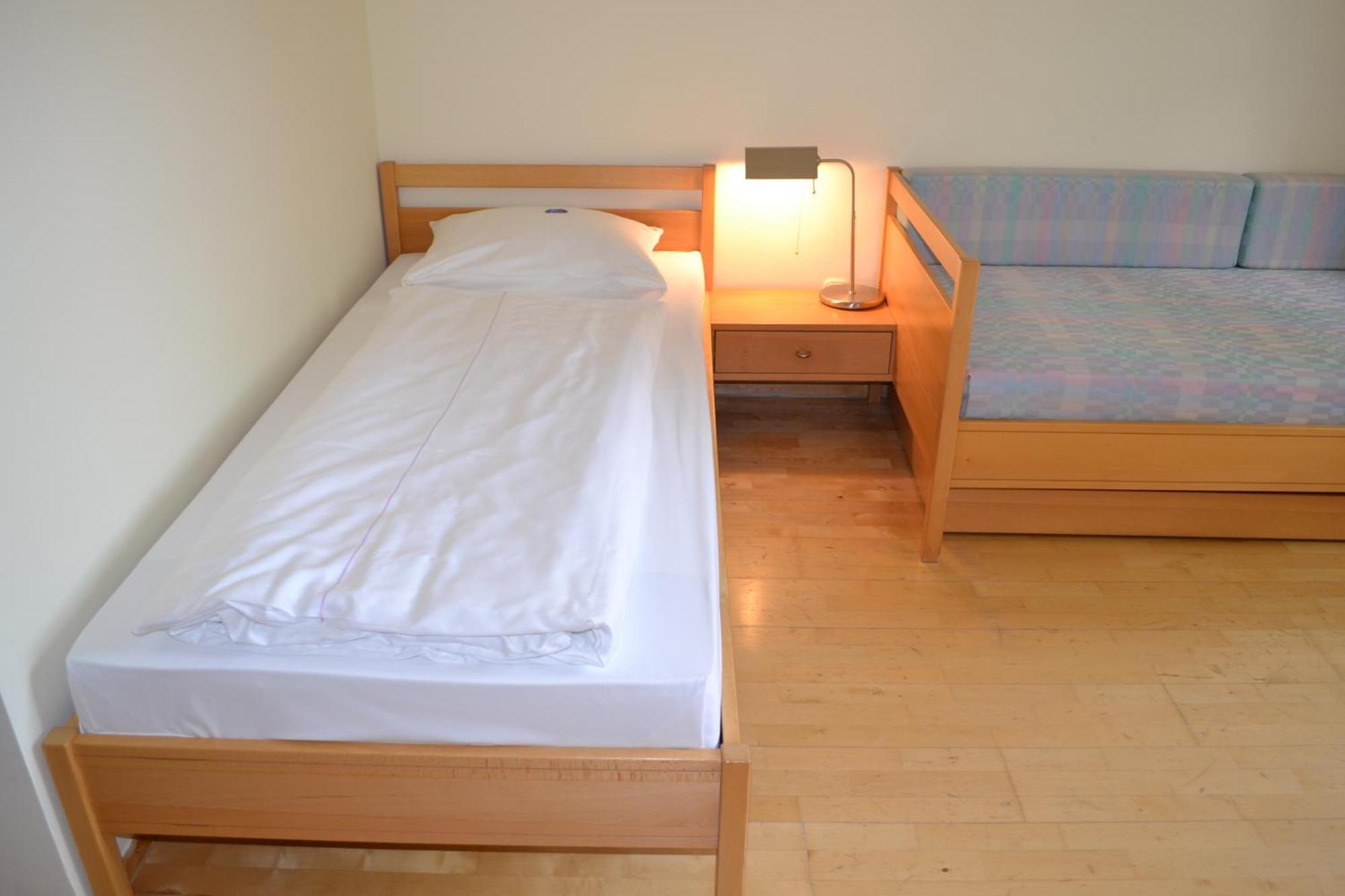 Haus Der Begegnung Heilig Geist Hotel Burghausen Luaran gambar