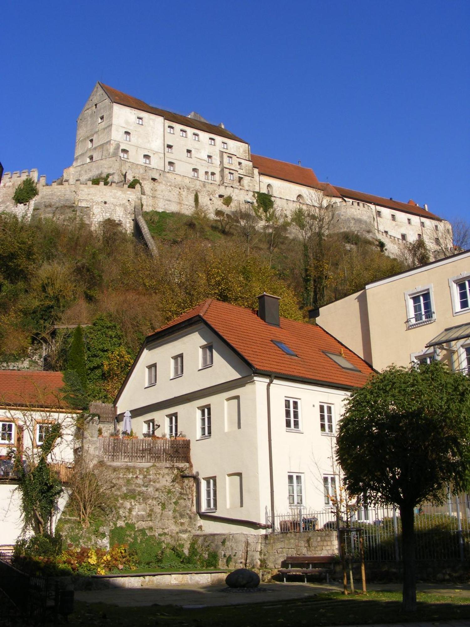 Haus Der Begegnung Heilig Geist Hotel Burghausen Luaran gambar